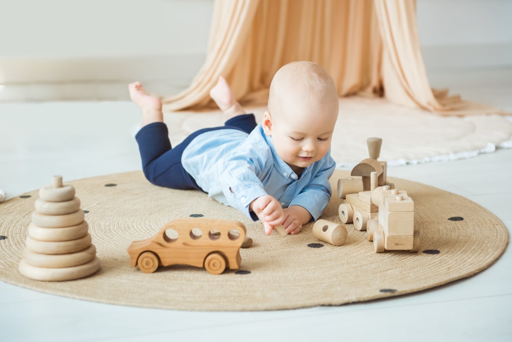 Pourquoi les jouets en bois simples sont-ils les meilleurs pour votre enfant
